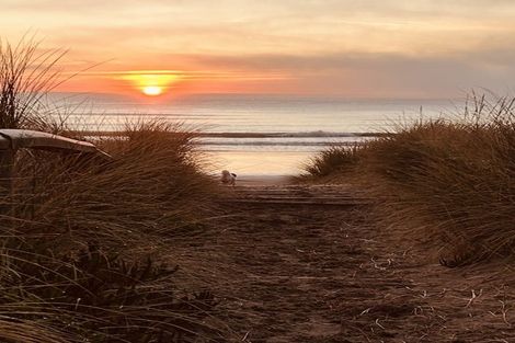 Photo of property in 1/272 Marine Parade, New Brighton, Christchurch, 8061