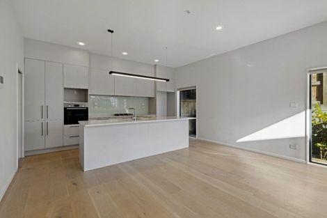 Photo of property in 5 Matau Way, Hauraki, 0622