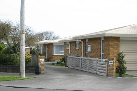 Photo of property in 4 Normanby Street, Fitzroy, New Plymouth, 4312