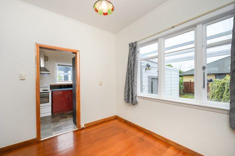 Photo of property in 17 Haydon Street, Roslyn, Palmerston North, 4414
