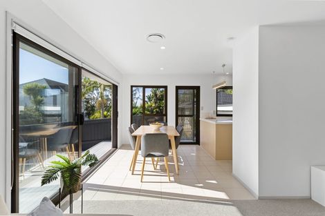 Photo of property in 59a/1 Norwood Road, Bayswater, Auckland, 0622