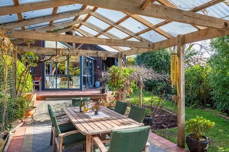 Photo of property in 11 Karu Crescent, Waikanae, 5036