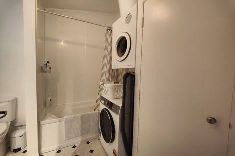 Photo of property in 219f8 Grant Road, Thorndon, Wellington, 6011