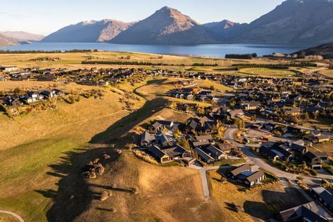 Photo of property in 14b Kinross Lane, Jacks Point, Queenstown, 9371