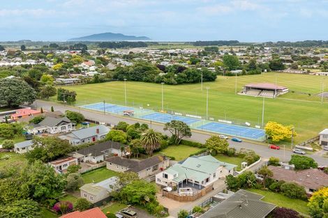 Photo of property in 10 Domain Road, Otaki, 5512