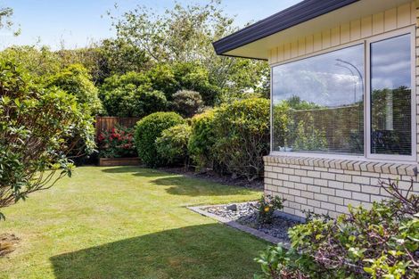 Photo of property in 2a Elizabeth Grove, Stratford, 4332