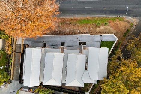 Photo of property in 1/2 Woodstock Road, Fairfield, Hamilton, 3214