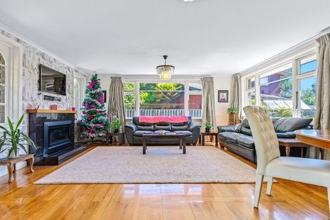 Photo of property in 326 Riverlaw Terrace, Saint Martins, Christchurch, 8022