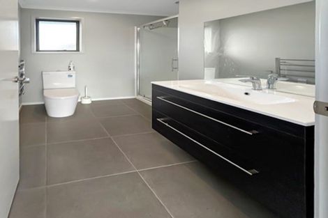 Photo of property in 19 Oldfield Lane, Marton, 4710