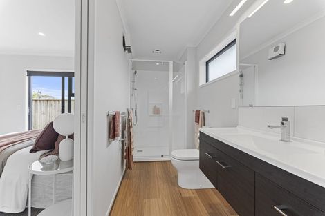 Photo of property in 25b Karaka Street, Merrilands, New Plymouth, 4312