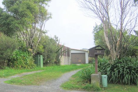 Photo of property in 213 Staithes Drive South, Whitby, Porirua, 5024