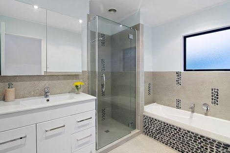 Photo of property in 42b Redwing Street, Browns Bay, Auckland, 0630