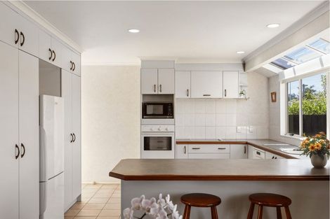 Photo of property in 1 Tui Street, Mount Maunganui, 3116