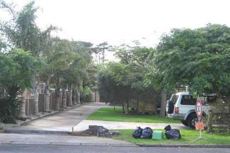 Photo of property in 36 Hattaway Avenue, Bucklands Beach, Auckland, 2012