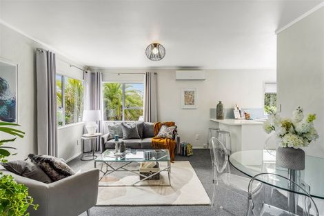 Photo of property in 23 Tawa Road, Te Atatu Peninsula, Auckland, 0610