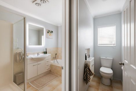 Photo of property in 587 Grenada Street, Papamoa Beach, Papamoa, 3118