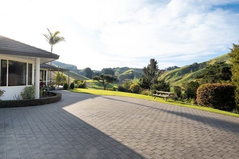 Photo of property in 12 Churchill Drive, Taradale, Napier, 4112