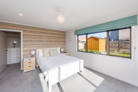 Photo of property in 3 Forbes Road, Foxton Beach, Foxton, 4815