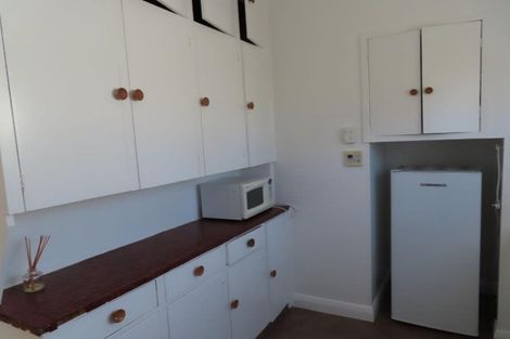 Photo of property in 13 Severn Street, Island Bay, Wellington, 6023