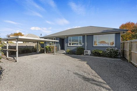 Photo of property in 1/197 Main North Road, Redwood, Christchurch, 8051
