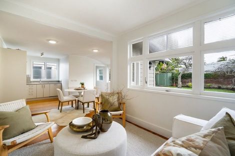 Photo of property in 17 Anne Street, Devonport, Auckland, 0624