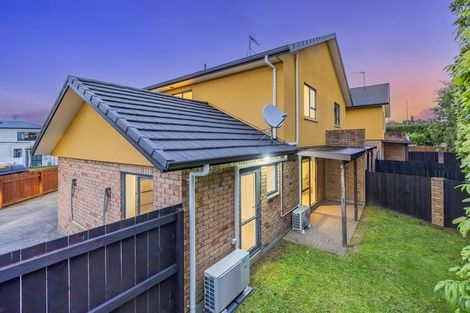 Photo of property in 1/4 Charlenne Close, Ranui, Auckland, 0612