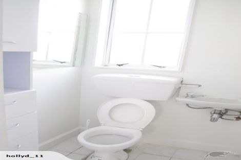 Photo of property in 147 Onepu Road, Lyall Bay, Wellington, 6022