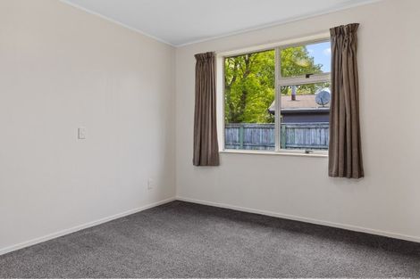 Photo of property in 23 Kereru Street, Two Mile Bay, Taupo, 3330