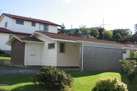 Photo of property in 5 Makatote Grove, Churton Park, Wellington, 6037