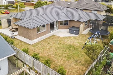 Photo of property in 20 Leadline Place, Whitby, Porirua, 5024