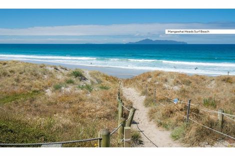 Photo of property in 2 Citrus Place, Mangawhai, 0505