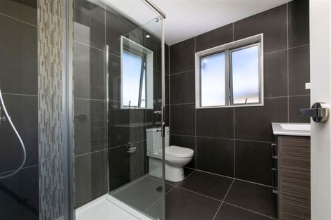 Photo of property in 21 Pohutukawa Parade, Riverhead, 0820