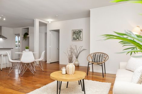 Photo of property in 4a Tui Street, Mount Maunganui, 3116