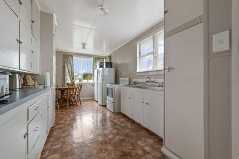 Photo of property in 11 Avon Street, Stratford, 4332