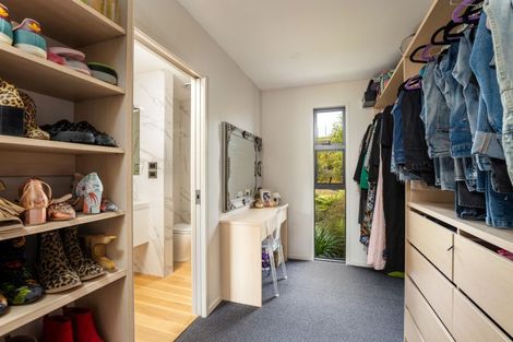 Photo of property in 80a Henwood Road, Paraite, New Plymouth, 4372