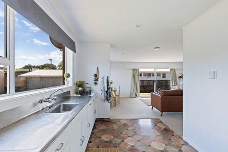 Photo of property in 2/13 Nugent Street, Bell Block, New Plymouth, 4312