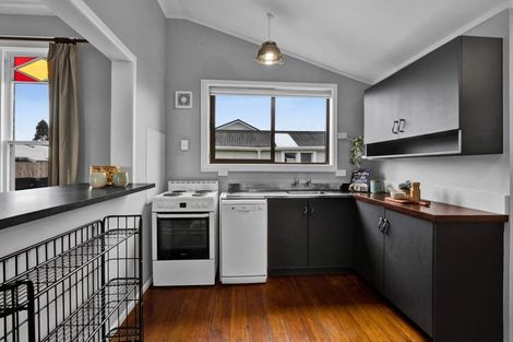 Photo of property in 16a Sunnyvale Street, Bell Block, New Plymouth, 4312