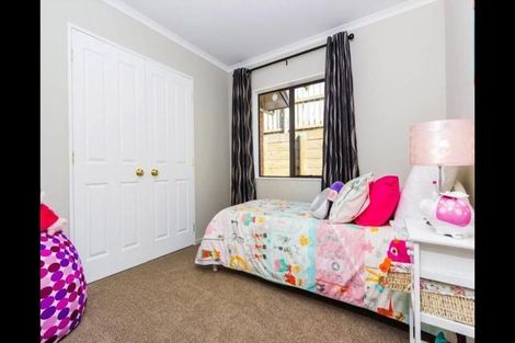 Photo of property in 225 Triangle Road, Massey, Auckland, 0614