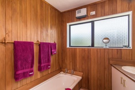 Photo of property in 3b Pinewood Grove, Paraparaumu Beach, Paraparaumu, 5032