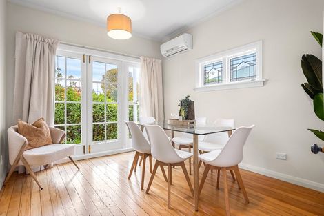 Photo of property in 20 Birdwood Avenue, Beckenham, Christchurch, 8023