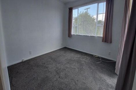 Photo of property in 129 Mcleod Road, Te Atatu South, Auckland, 0610