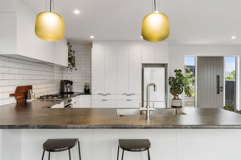 Photo of property in 16 Manatu Close, Whangamata, 3691