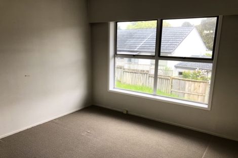 Photo of property in 2/75 Stredwick Drive, Torbay, Auckland, 0630
