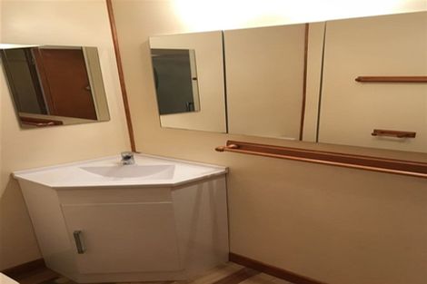 Photo of property in 805 Te Atatu Road, Te Atatu Peninsula, Auckland, 0610