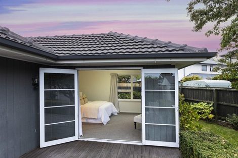 Photo of property in 11 Colina Street, Avonhead, Christchurch, 8042