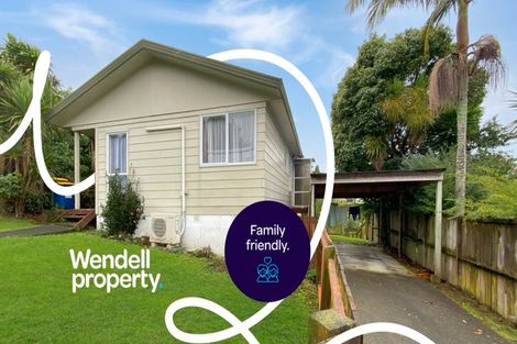 Photo of property in 29 Rehia Road, Massey, Auckland, 0614