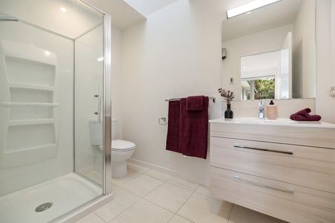 Photo of property in 42 Sylvan Street, Lake Hayes, Queenstown, 9304