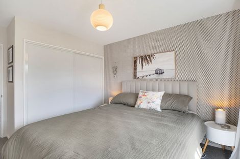 Photo of property in 42 Watkins Drive, Rangiora, 7400