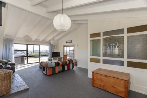 Photo of property in 19 Burnett Street, Kakanui, Oamaru, 9495