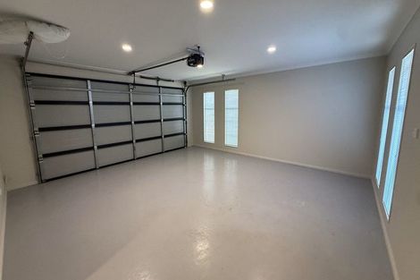 Photo of property in 6 Chadlington Avenue, Henderson, Auckland, 0612